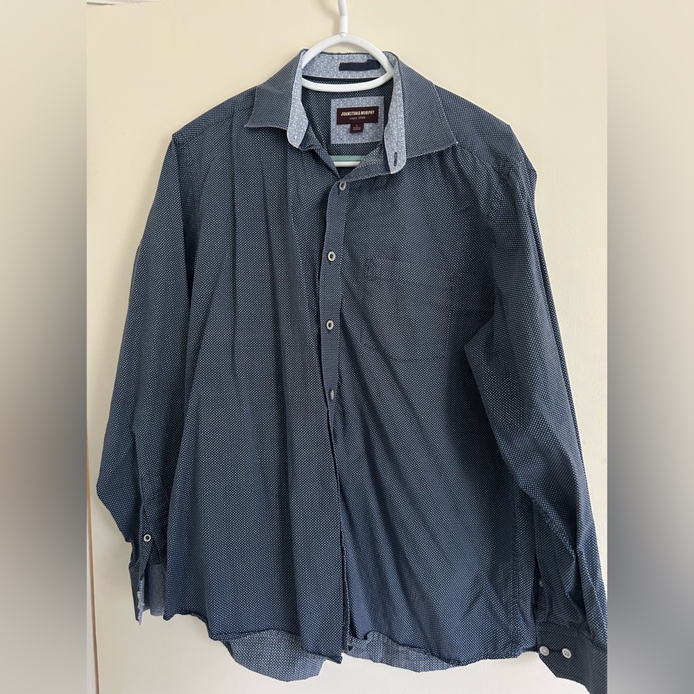 Johnston & Murphy large blue button up